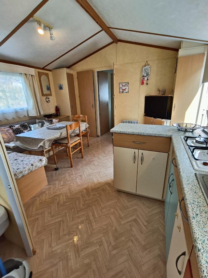 Mobilhome Oleron Simple Et Spacieux A 1Min De L'Ocean Ла-Котіньєр Екстер'єр фото